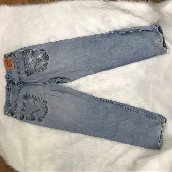 Levi’s    - Picture 2 of 8